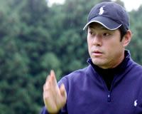今野康晴が首位浮上 日本ゴルフツアー機構 The Official Site of JAPAN GOLF TOUR