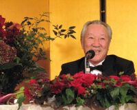 新品　TaylorMade 青木功さん　紫綬褒章　叙勲記念　サンバイザー　限定品 紫綬褒章を祝う会』で青木功が「ゴルファーでよかった」 - 日本ゴルフ