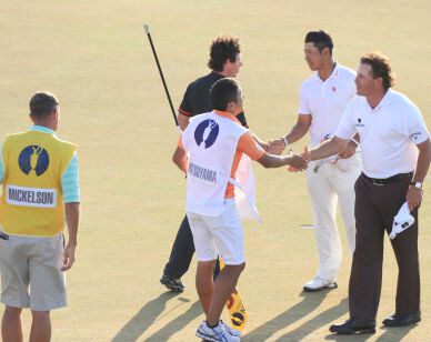 松山英樹が首位と５打差で決勝ラウンドへ（全英オープン２日目）