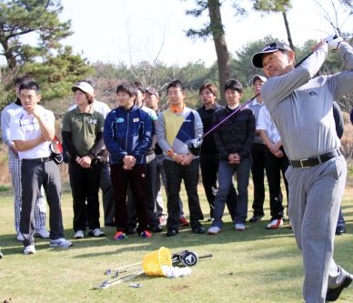 レジェンド登場（宮崎合宿２日目、27日）