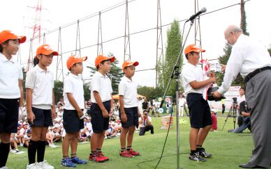 スナッグゴルフ全国大会は、東広島市立三ツ城小学校が優勝【動画UP】（8月17日）