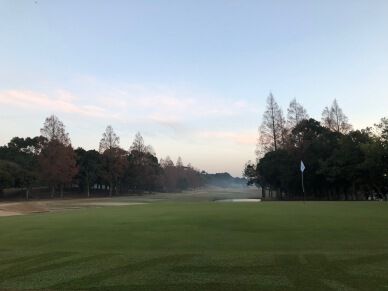 ファイナルQT決勝1日目は霜によりスタート時間30分遅れ