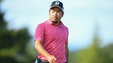 比嘉一貴が首位キープ(ISPS HANDA コロナに喝!! チャリティーレギュラー2日目）