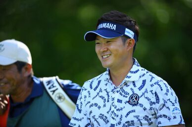 Shugo Imahira is gearing up his position with 5 under play