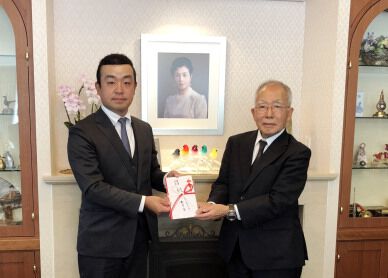 新・選手会長が初仕事。高松宮妃癌（がん）研究基金への寄贈式に出席