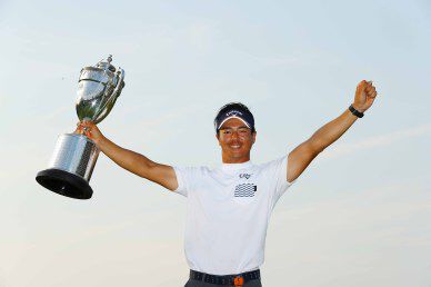 Ryo Ishikawa wins the playoff against Jung-Gon Hwang ang grabs the Japan PGA Title