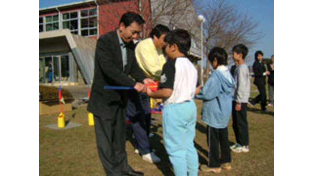 多古第一小学校（千葉県）及び町内小学校へのスナッグゴルフ講習を実施。（12月3日）