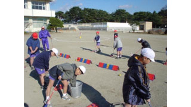 西原小学校（栃木県）へのスナッグゴルフ講習を実施。（12月13日）