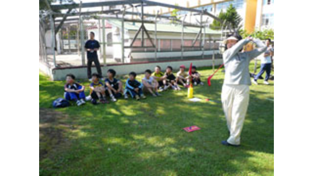 北広島市立西の里小学校でスナッグゴルフ実技講習会を実施（6月25日）