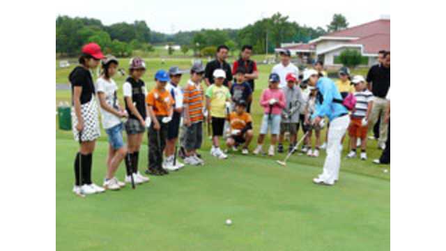 静ヒルズトミーカップ最終日に小学生ゴルフ体験会を開催（6月20日）