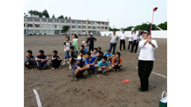 北広島市立東部小学校でスナッグゴルフ実技講習会を実施（6月26日）