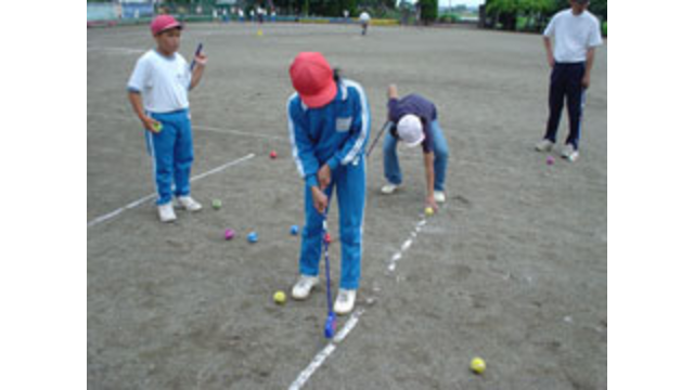 常陸大宮市立世喜小学校（茨城県）にてスナッグゴルフ講習を実施（6月22日）