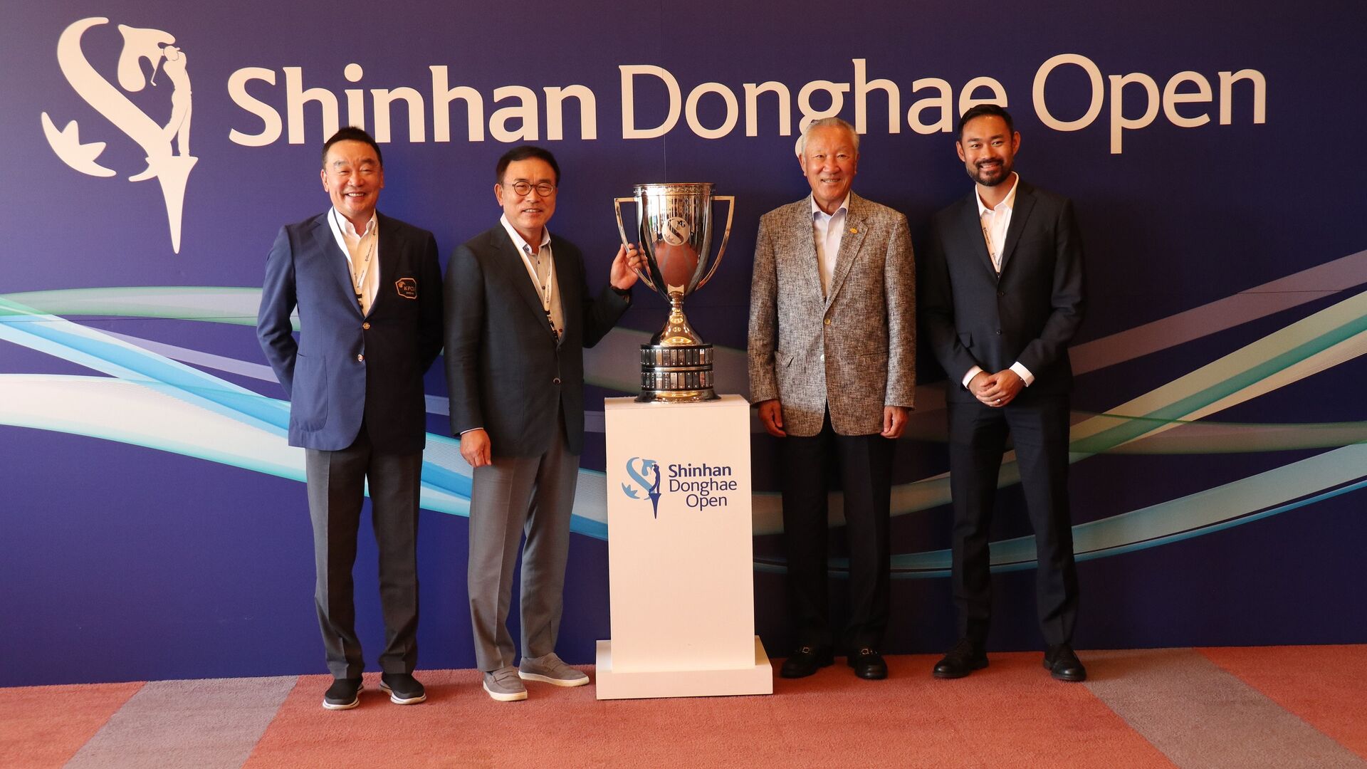 3共催が2025年まで延長 / 韓亜日「 Shinhan Donghae Open」 日本ゴルフツアー機構 The Official
