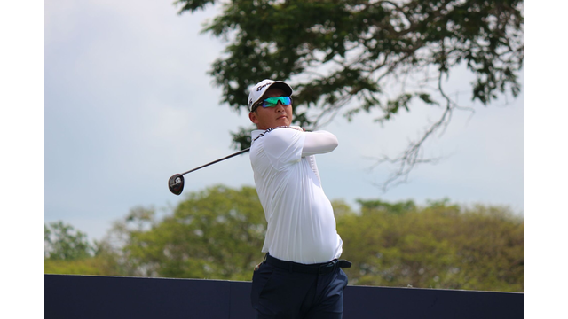 Iwasaki grabs late spot to Singapore, signs for opening 72 