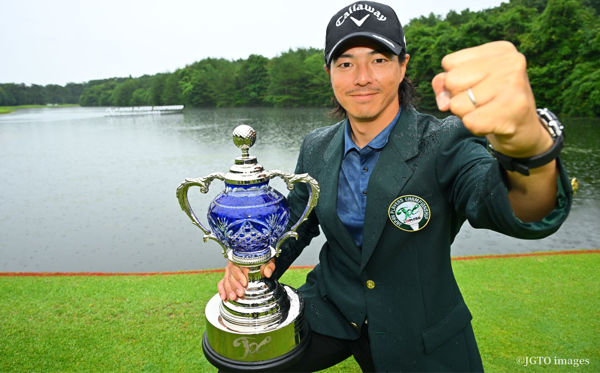 石川遼が大会実行委員長V。逆転の通算19勝目 - 日本ゴルフ