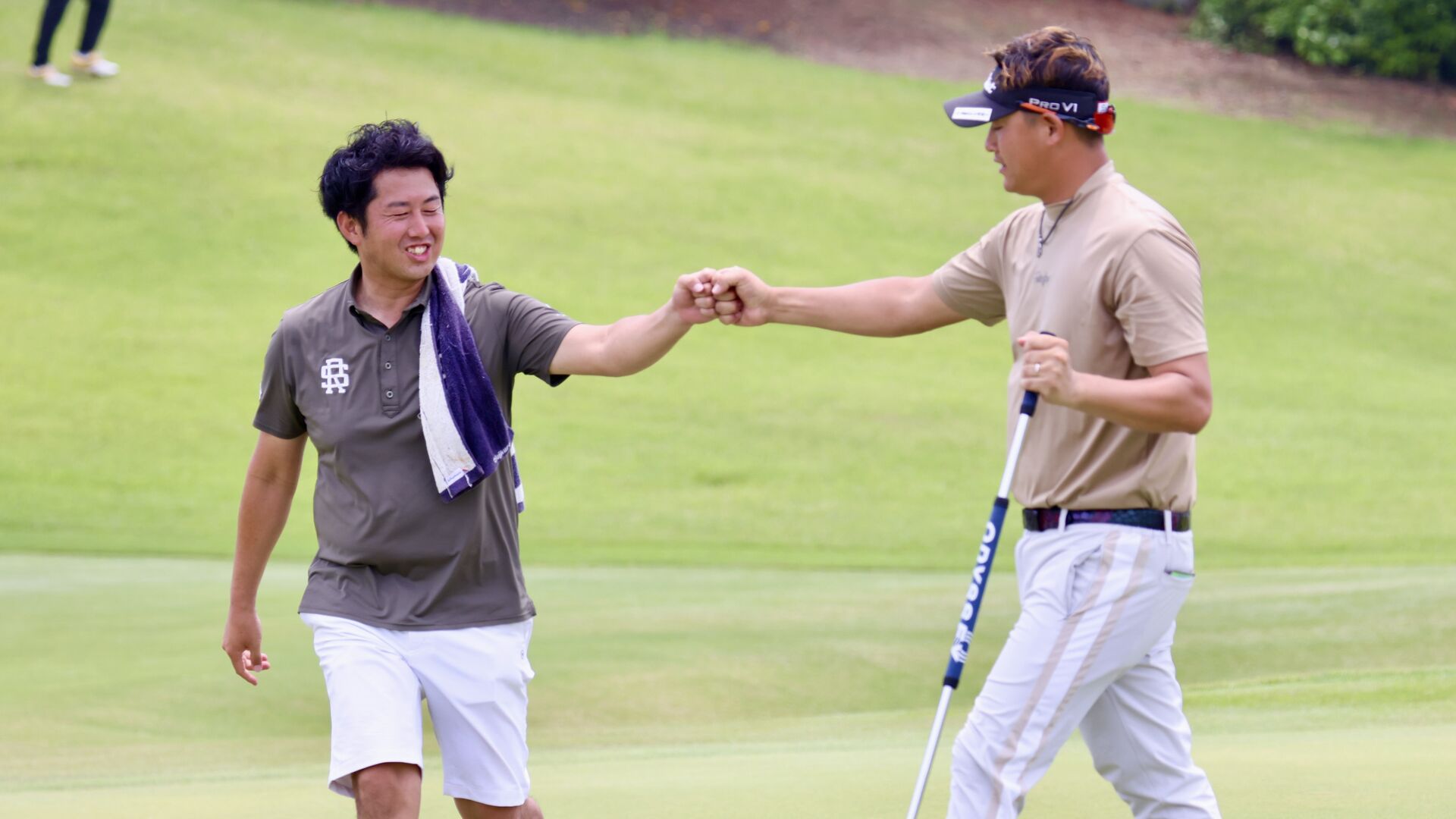 中島邦宏が圧巻の５連続バーディ締めで２位タイに食い込む
