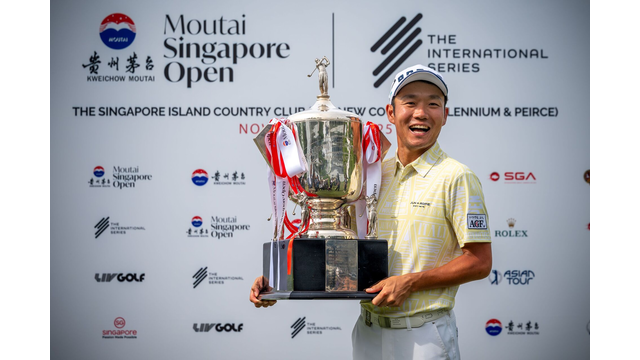 Asaji becomes first Japanese to win the Moutai Singapore Open with playoff win over Wang