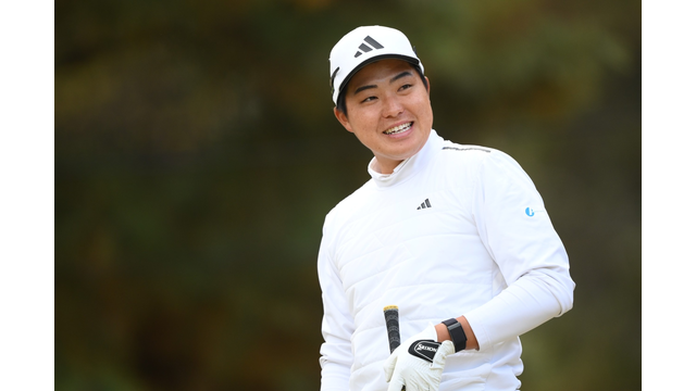 Yoshida braces for year’s biggest test after taking share of third round lead
