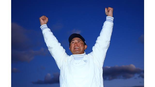 片岡大育がプレーオフを制して7打差逆転！悲願の１位通過を果たす