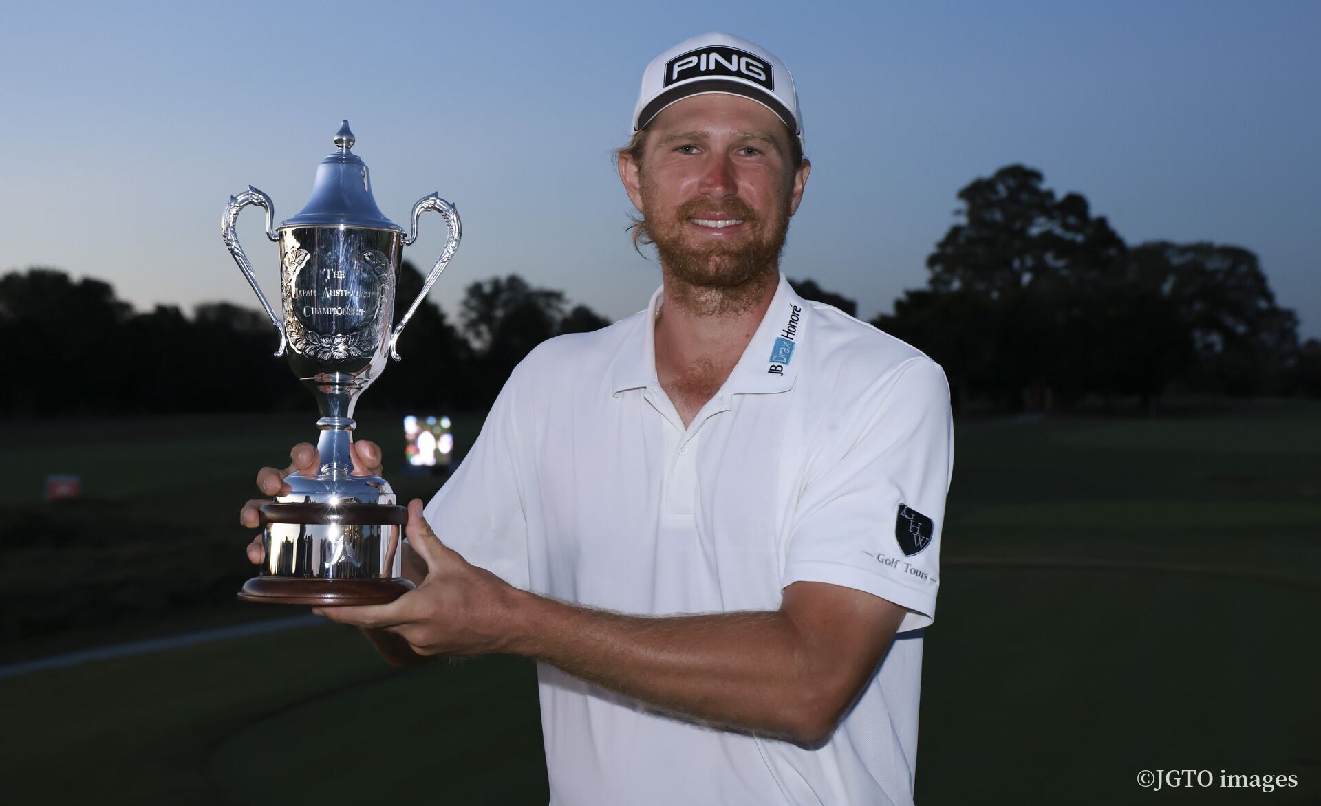 プレーオフ6Hの末…。豪のトラビス・スマイスが初代王者に