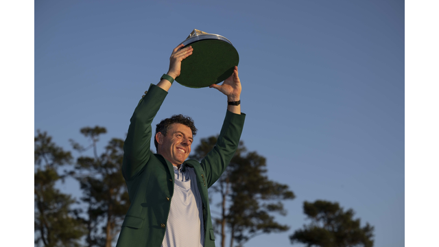 McIlroy holds nerve to successfully defend Masters title