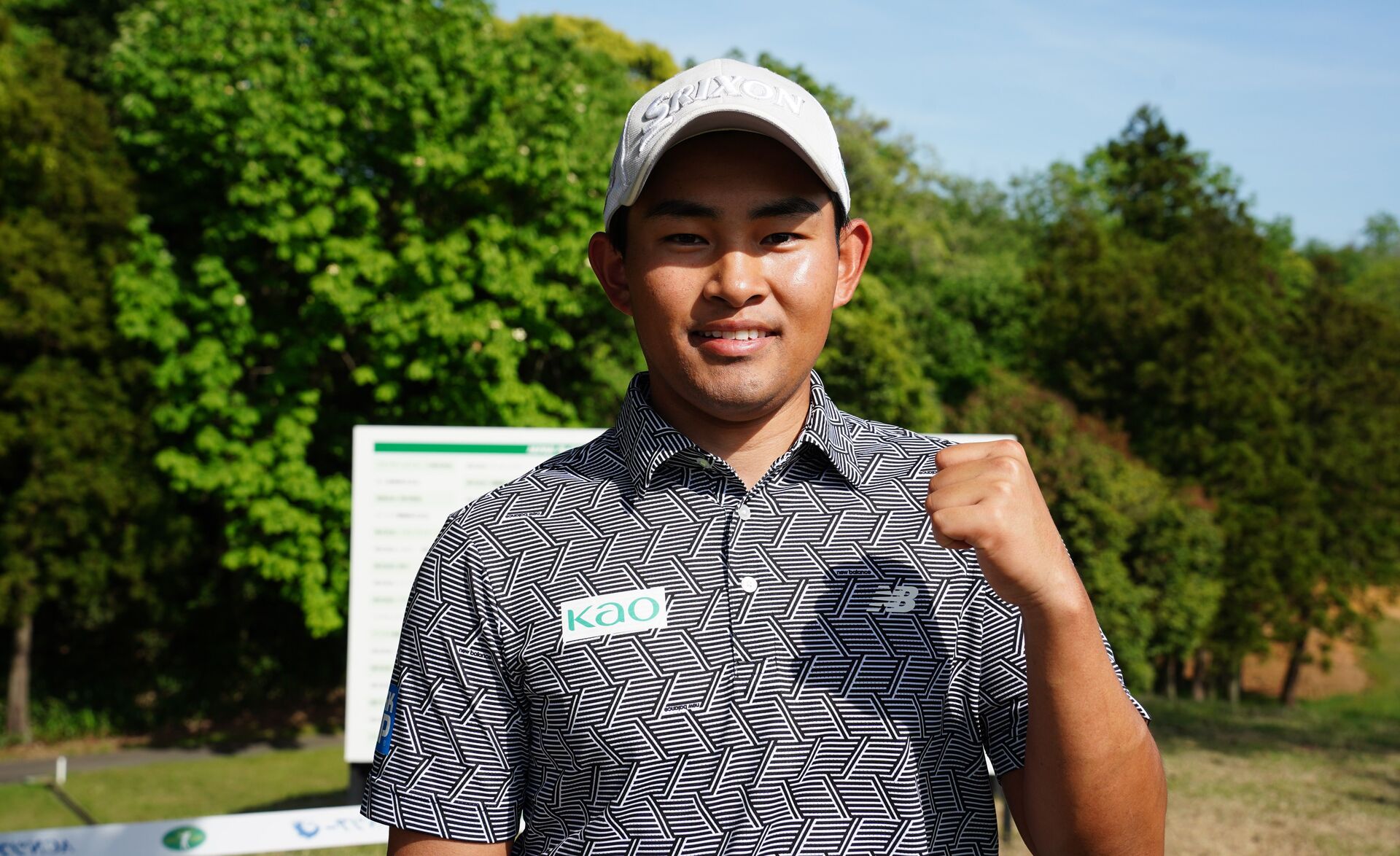 みゆうさんがお手本です。山下勝将が単独2位発進