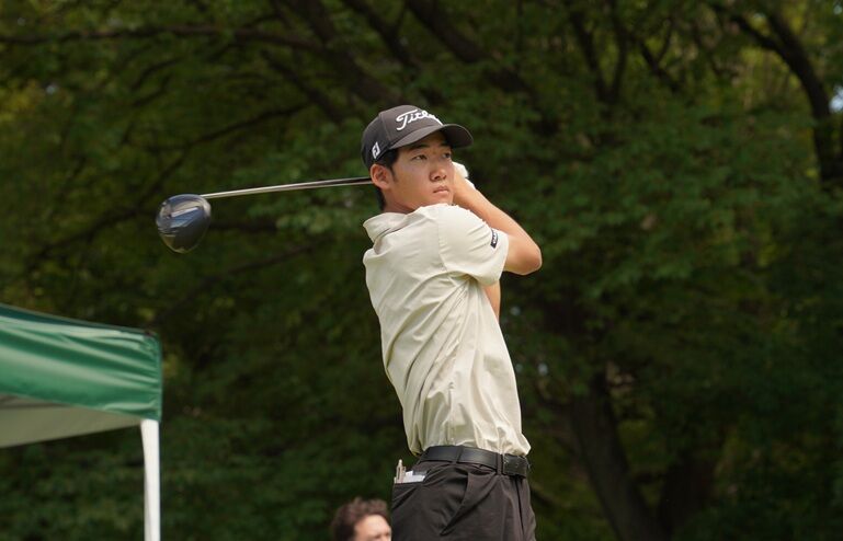 ルーキー安保卓哉が単独2位フィニッシュ！強風に耐え抜き、後半の猛チャージで「周りには勝つ」を体現