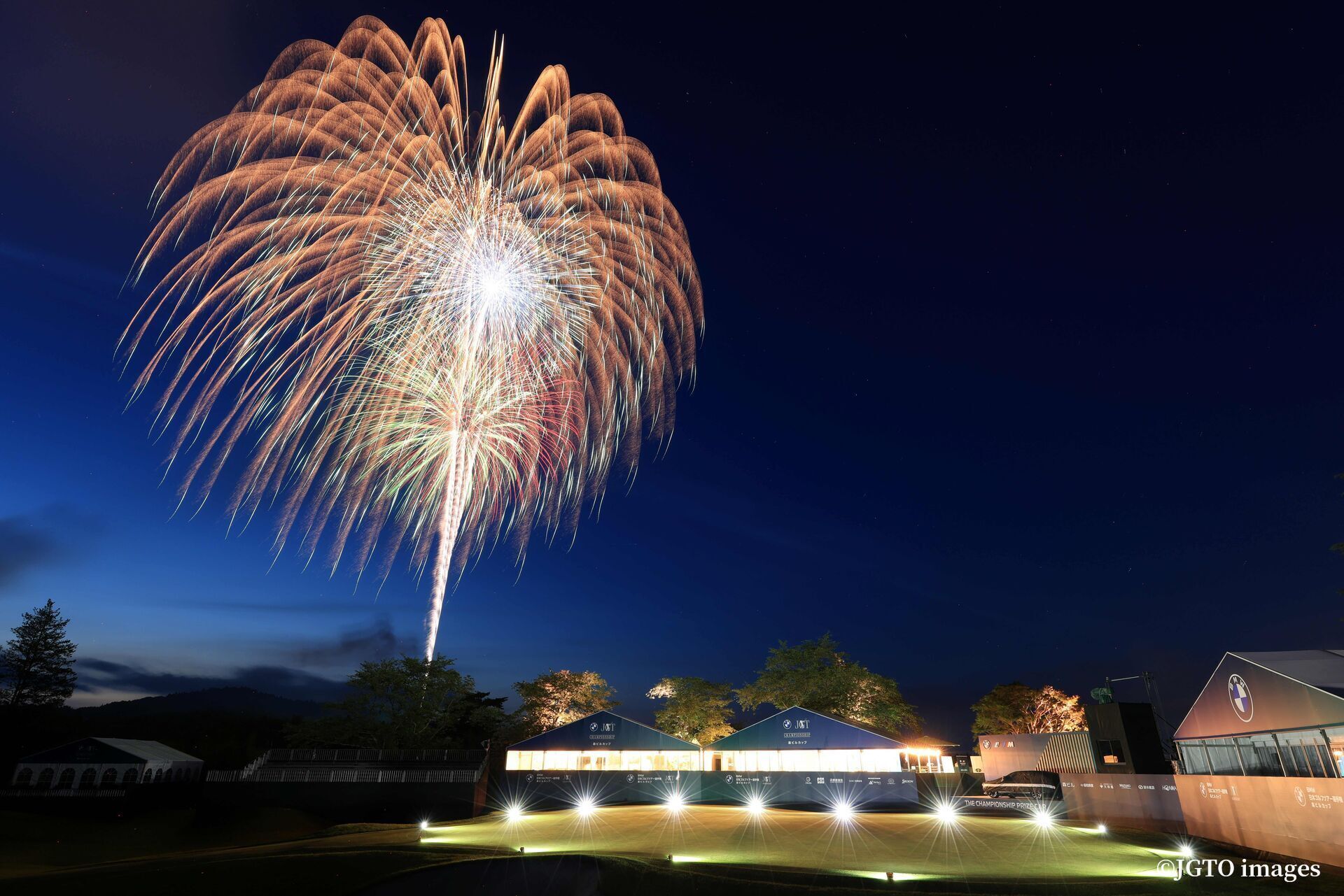 花火も必見🎆土曜日恒例の「かさまスポーツ&フードフェス」もお楽しみに