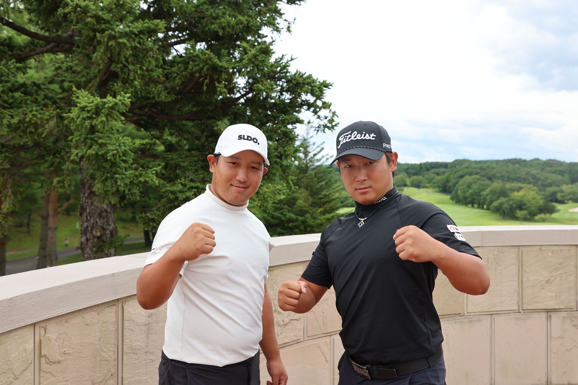 最終組の1つ前で回る黒川逸輝、航輝の双子プロ 3年ぶりの同組ラウンドを優勝争いにつなげるか!?
