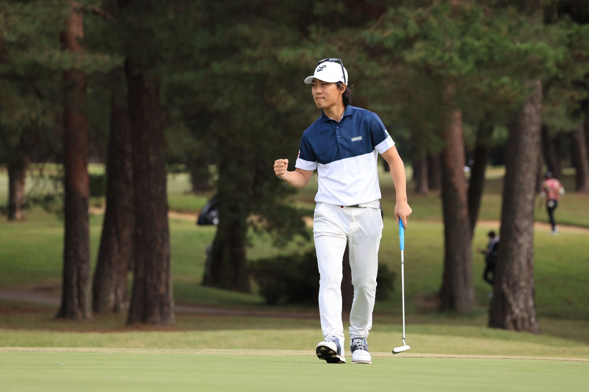 会心のバーディ締め！松本将汰が首位タイで明日の最終日へ