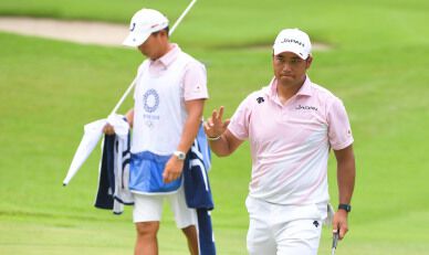 松山英樹が首位と1差で最終日へ「明日やりきるだけ」